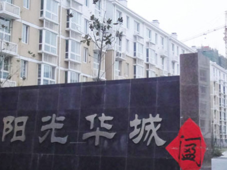 �(y��ng)���A��